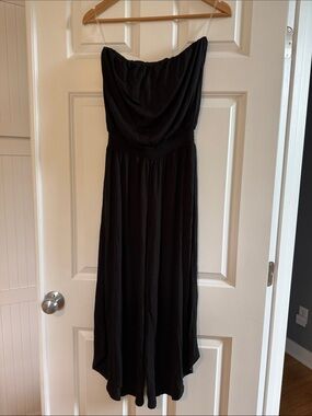 sofia by sofia vergara Black Strapless Jumpsuit